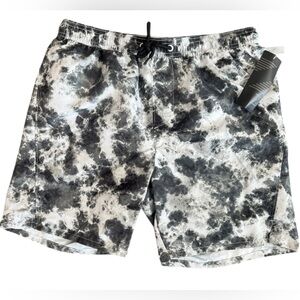 Men’s Zella Small Swim Trunks. (C51)